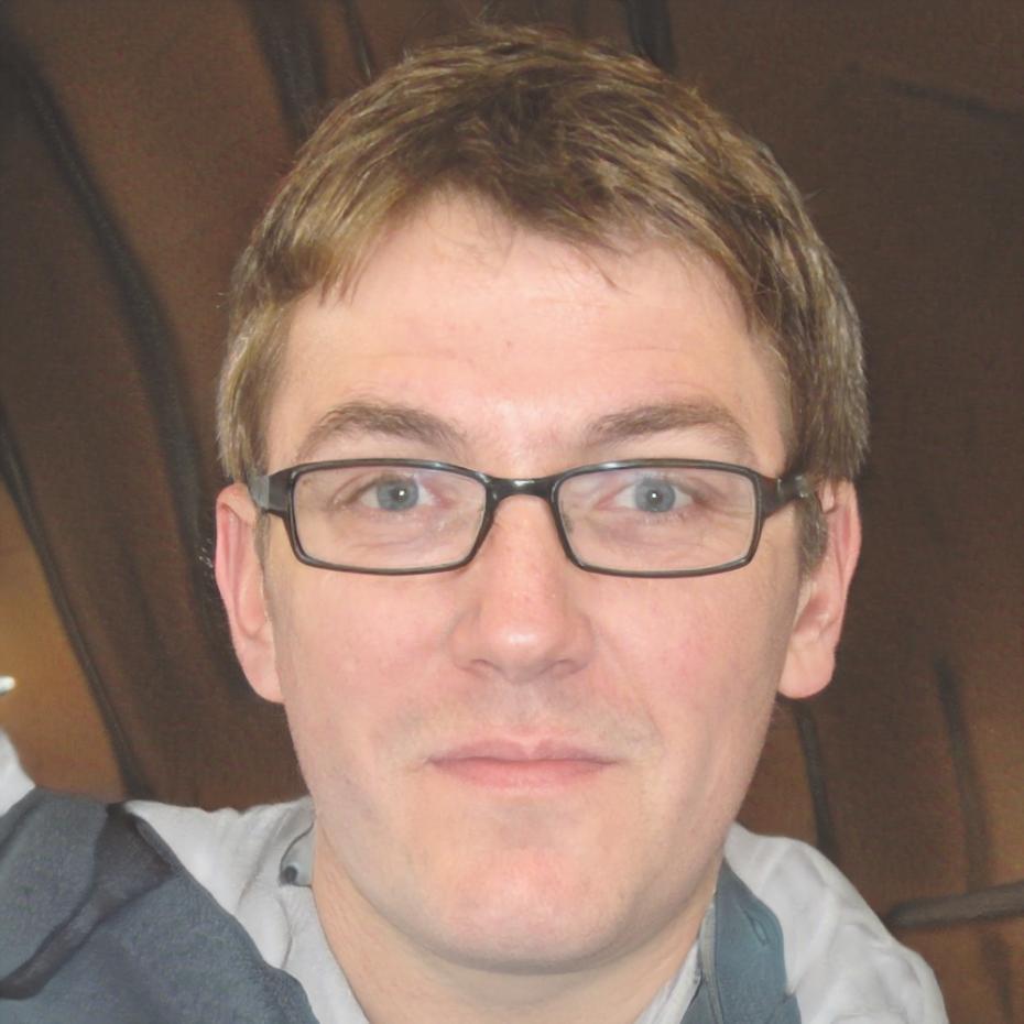 Retrato profesional de Sebastián Montero